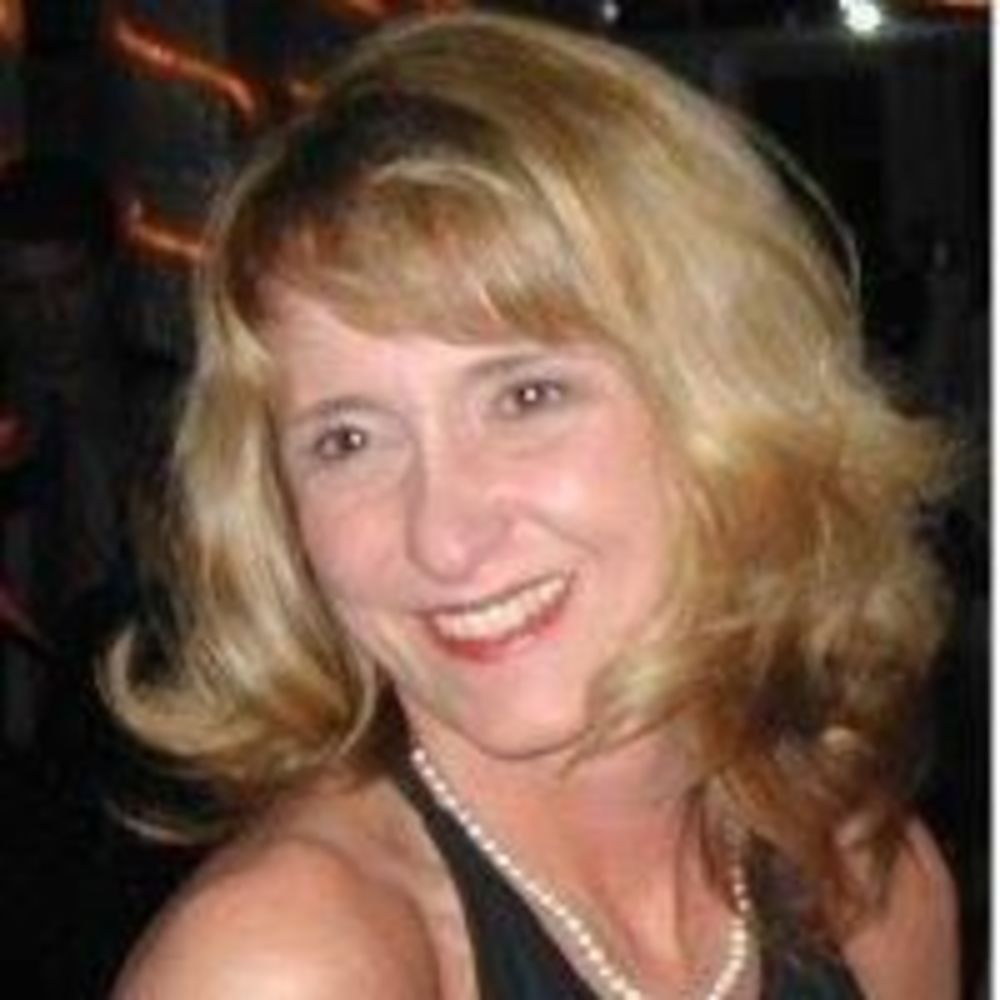 Meet your Posher, Thea